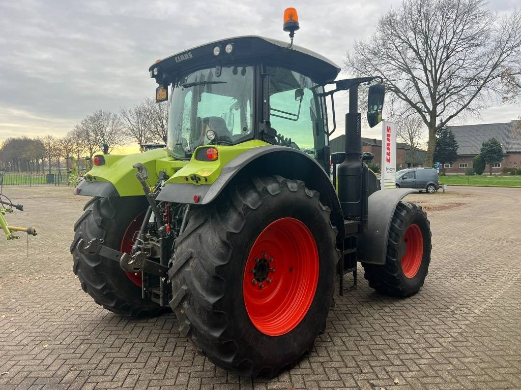 Tractor Claas Arion 610 CIS