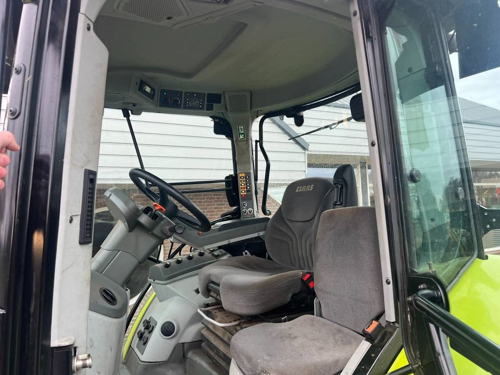 Tractor Claas Arion 610 CIS
