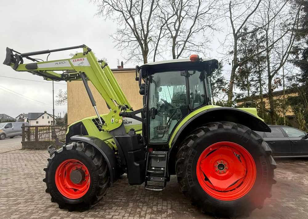 Tractor Claas Arion 620