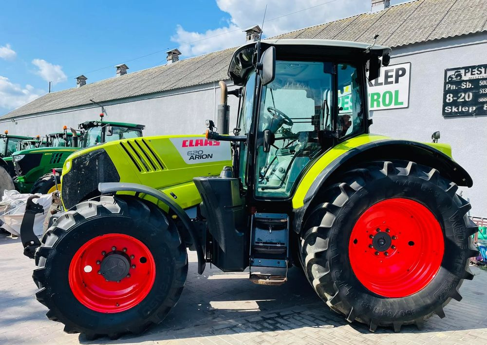 Tractor Claas Arion 620