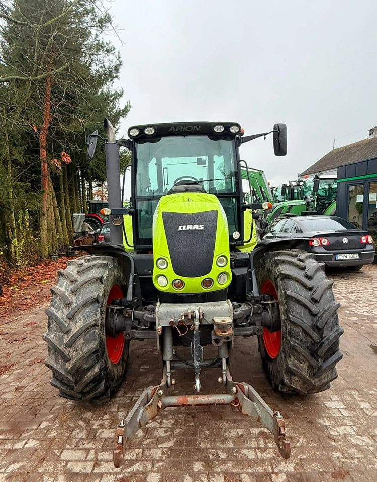 Tractor Claas Arion 620