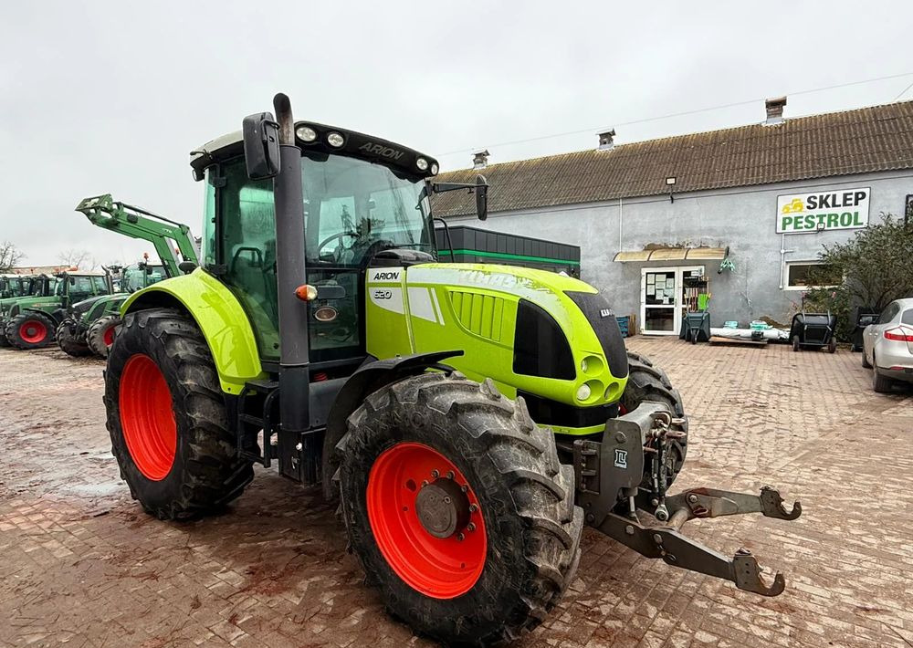 Tractor Claas Arion 620