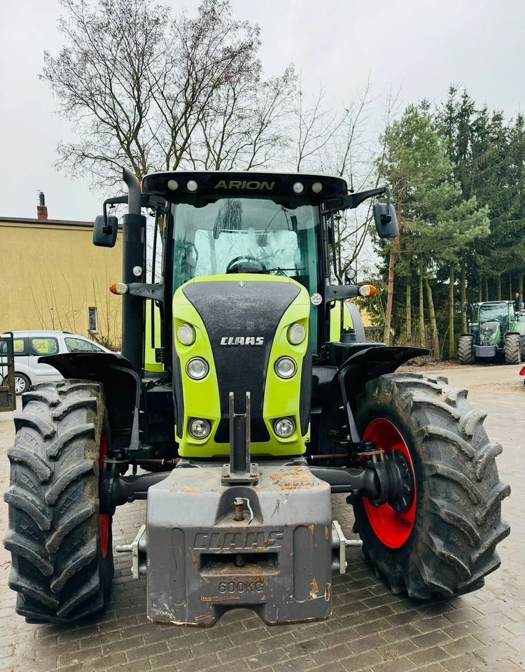 Tractor Claas Arion 620