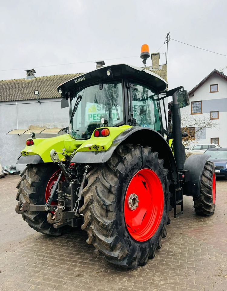 Tractor Claas Arion 620