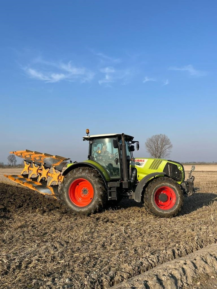 Tractor Claas Arion 630