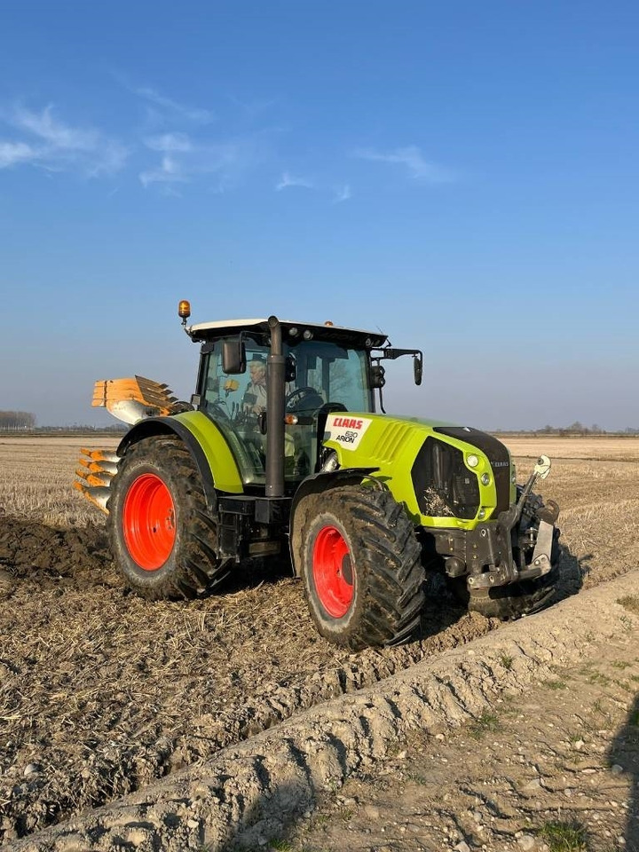 Tractor Claas Arion 630