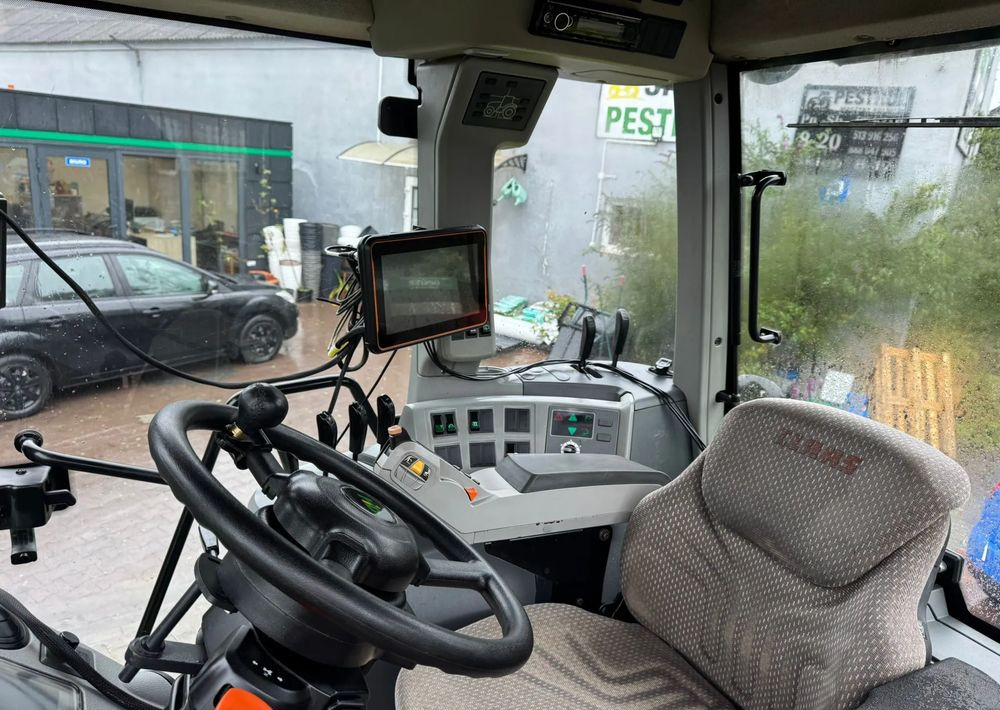 Tractor Claas Arion 630