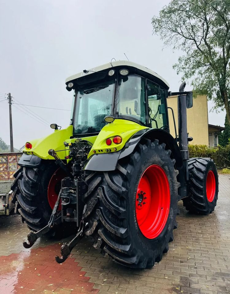 Tractor Claas Arion 630