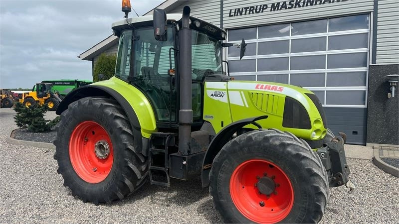 Tractor Claas Arion 630C Med frontlift