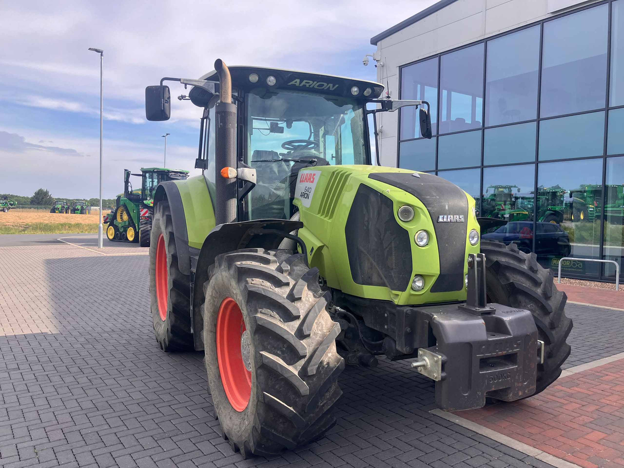 Tractor Claas Arion 640