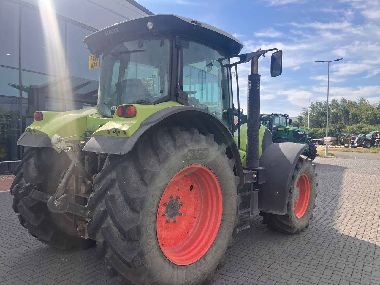 Tractor Claas Arion 640