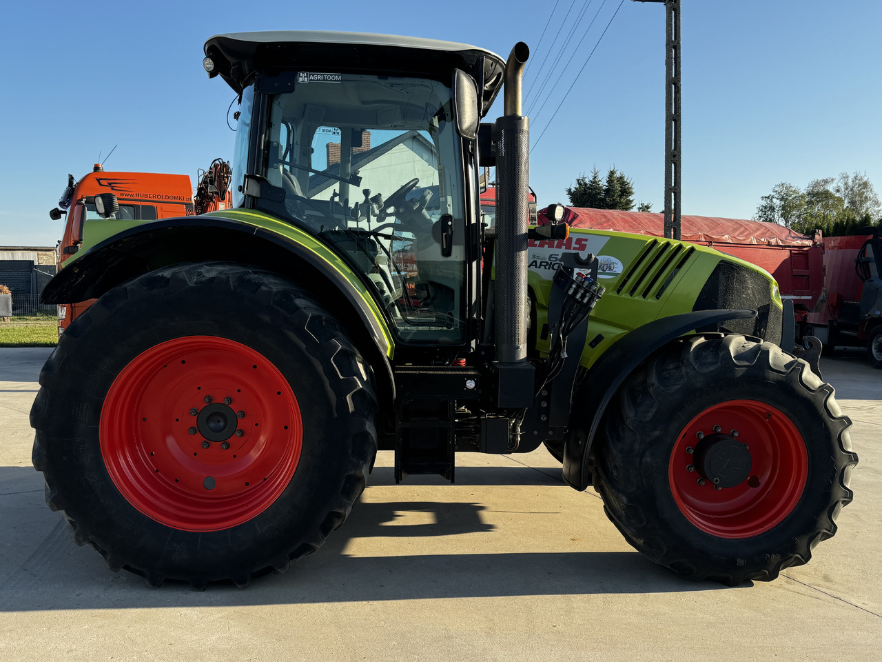 Tractor Claas Arion 640