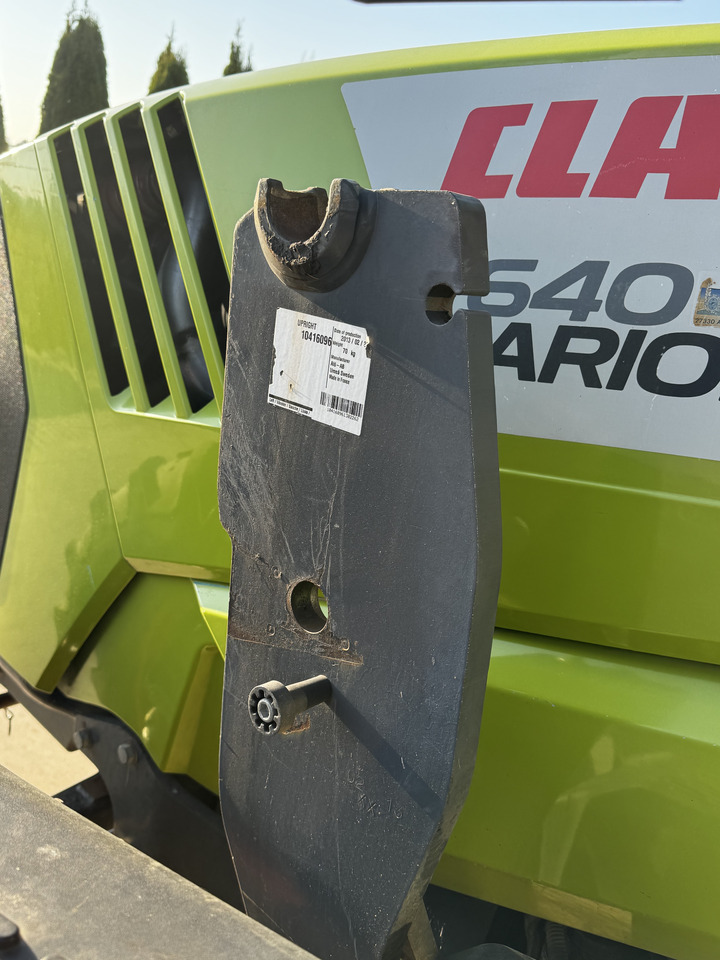 Tractor Claas Arion 640