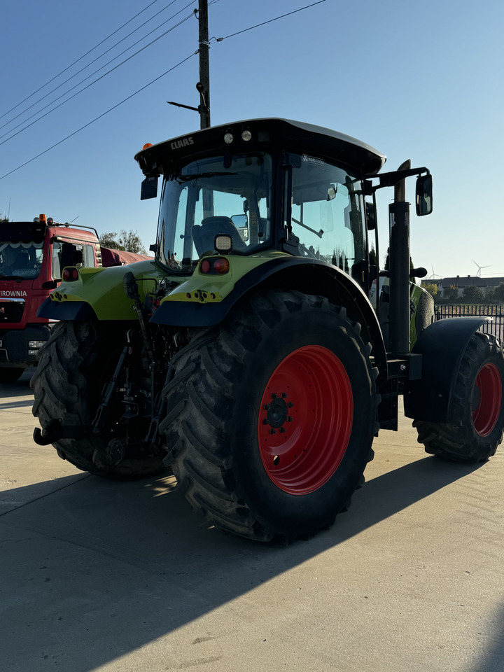 Tractor Claas Arion 640