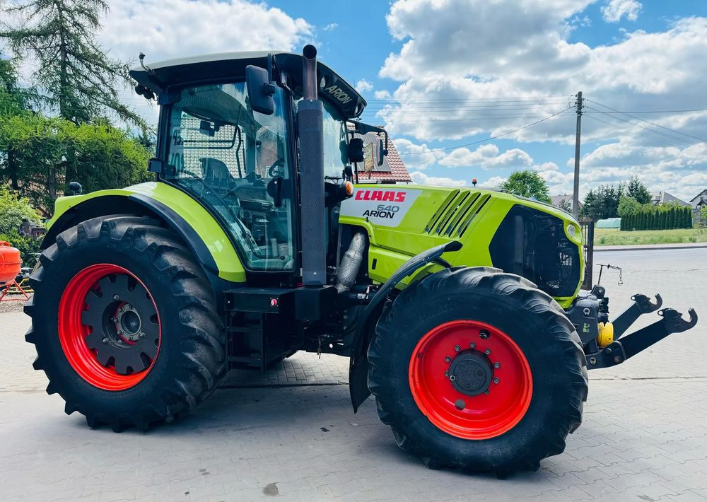 Tractor Claas Arion 640