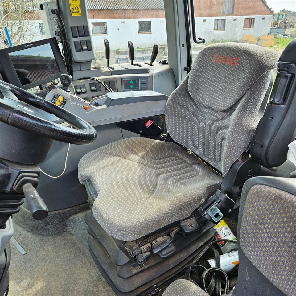 Tractor Claas Arion 640