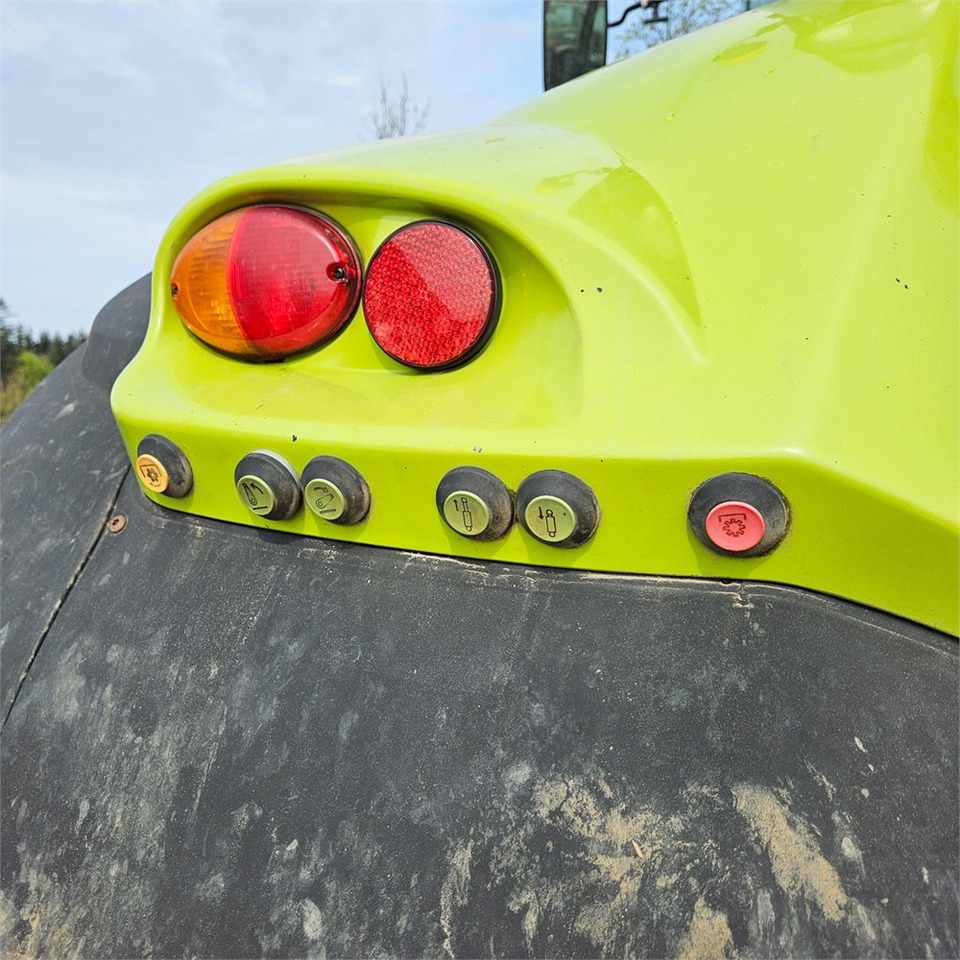 Tractor Claas Arion 640