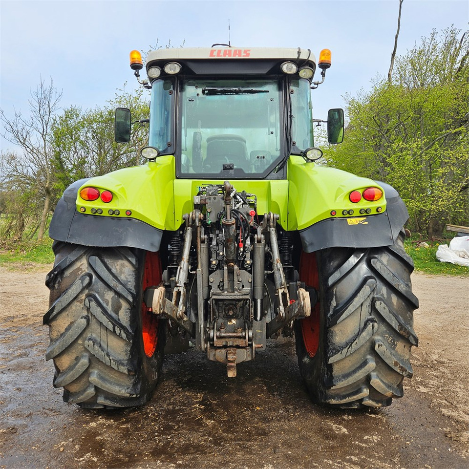 Tractor Claas Arion 640