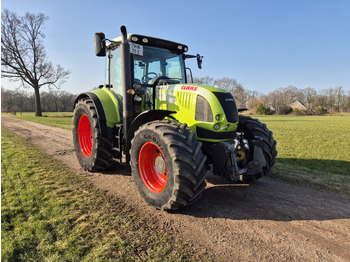Tractor Claas Arion 640 FH + FA en lucht