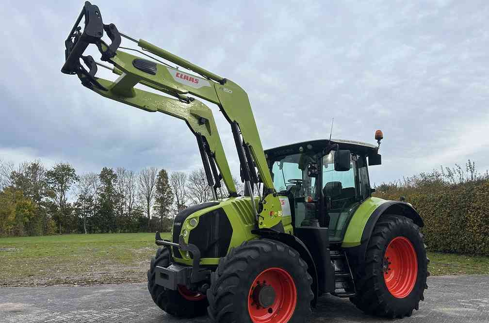 Tractor Claas Arion 640 cis, lucht, frontlader
