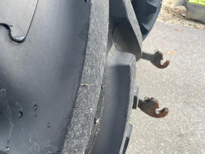 Tractor Claas Arion 650