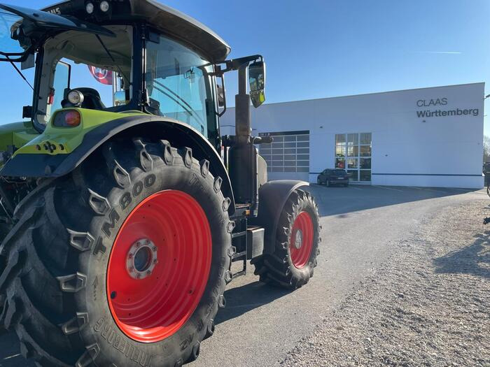 Tractor Claas Arion 650