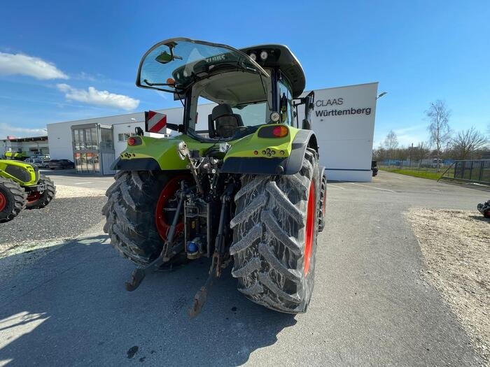 Tractor Claas Arion 650