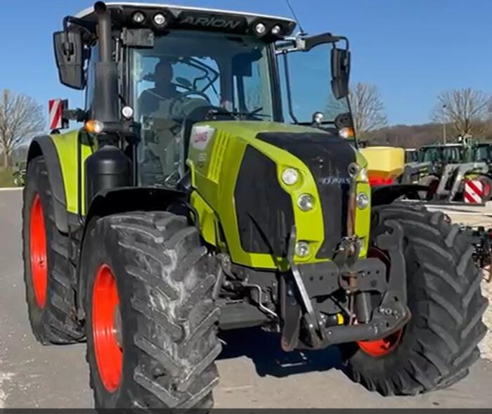 Tractor Claas Arion 650