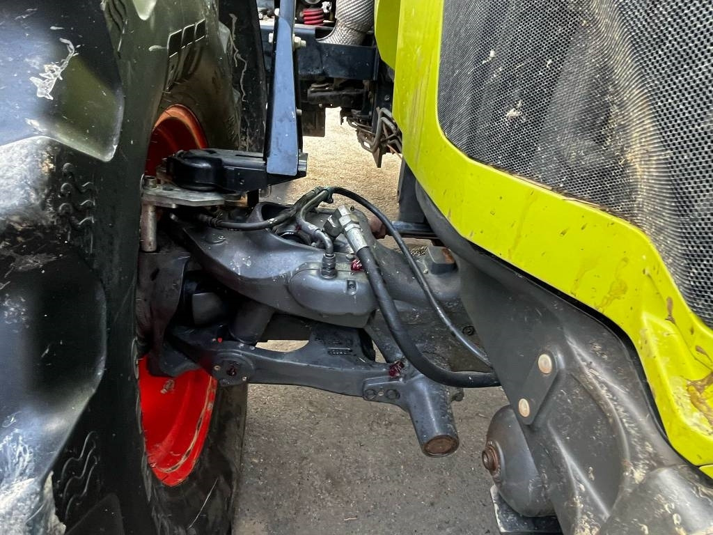 Tractor Claas Arion 650