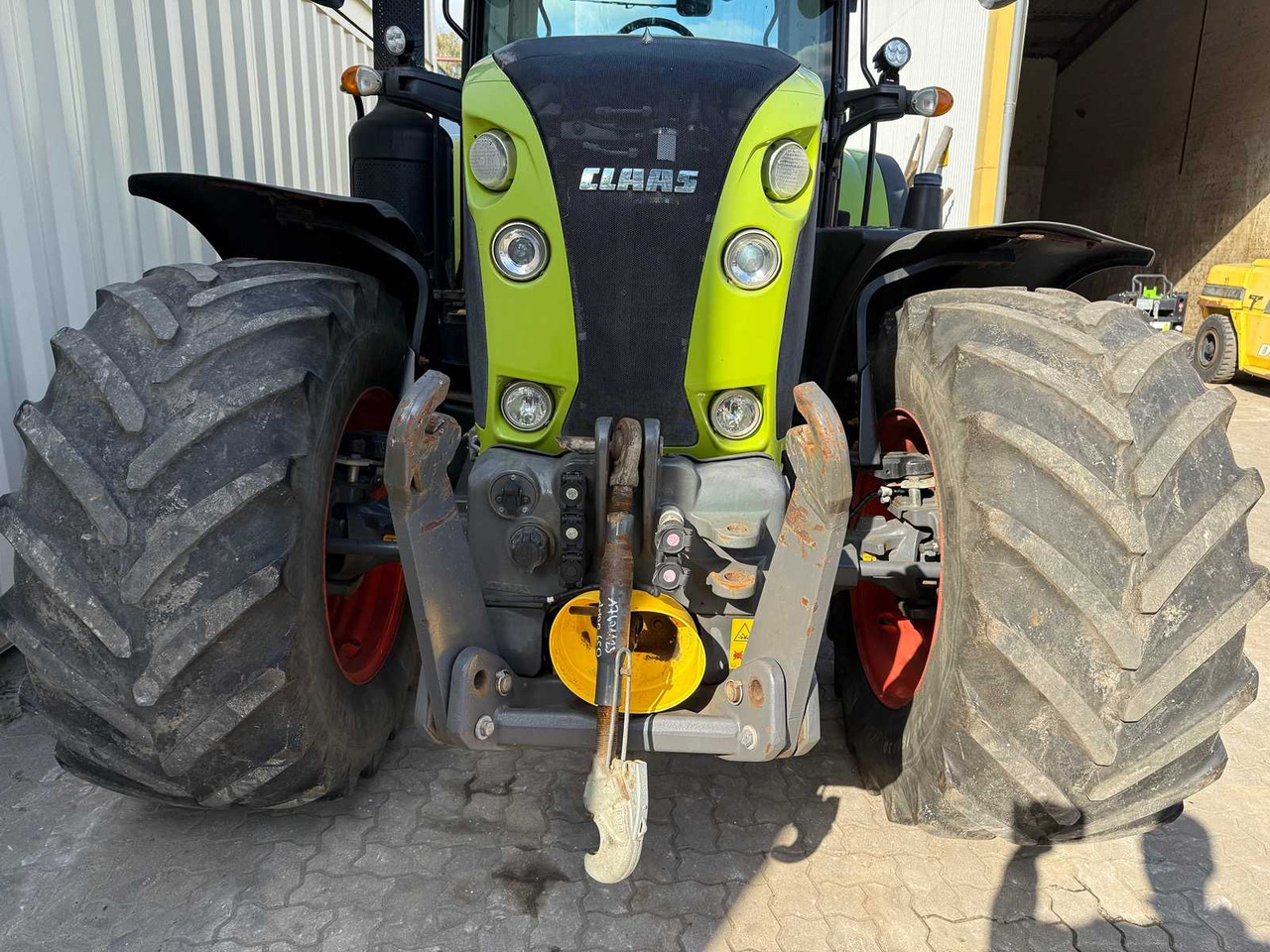 Tractor Claas Arion 650
