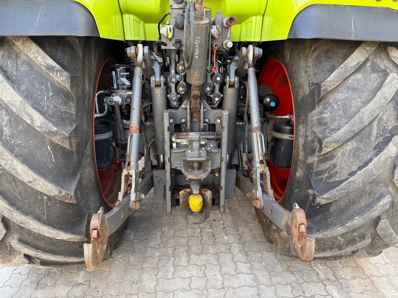 Tractor Claas Arion 650