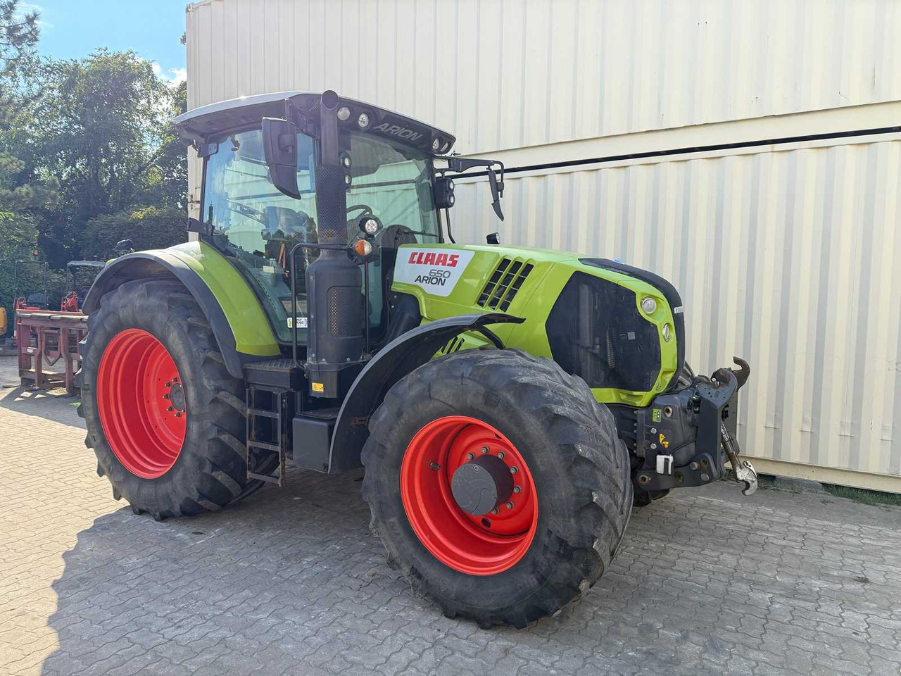 Tractor Claas Arion 650
