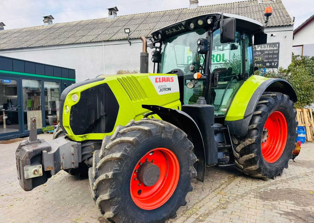 Tractor Claas Arion 650