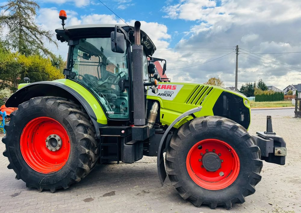 Tractor Claas Arion 650