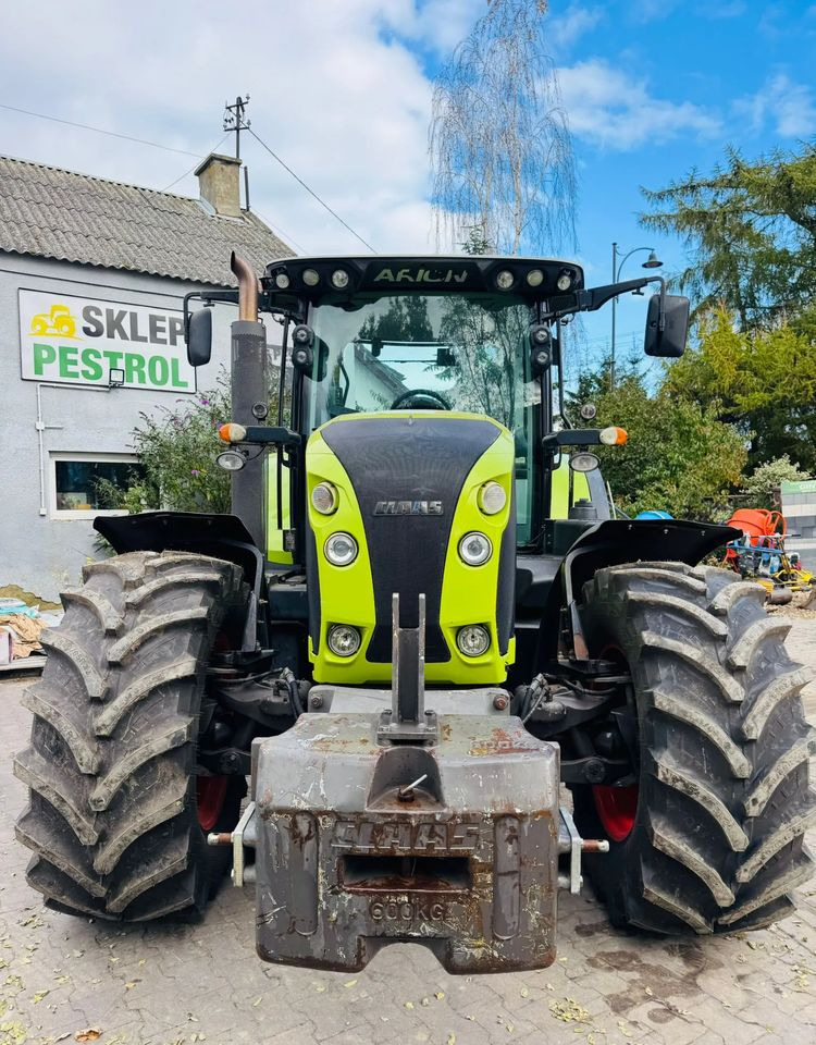 Tractor Claas Arion 650