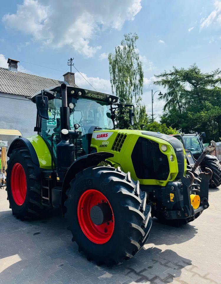 Tractor Claas Arion 650 CEBIS