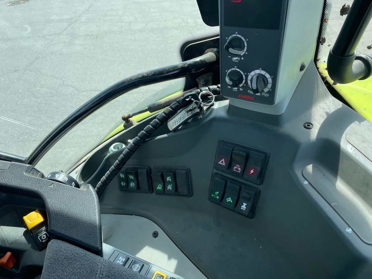 Tractor Claas Arion 660 C-matic