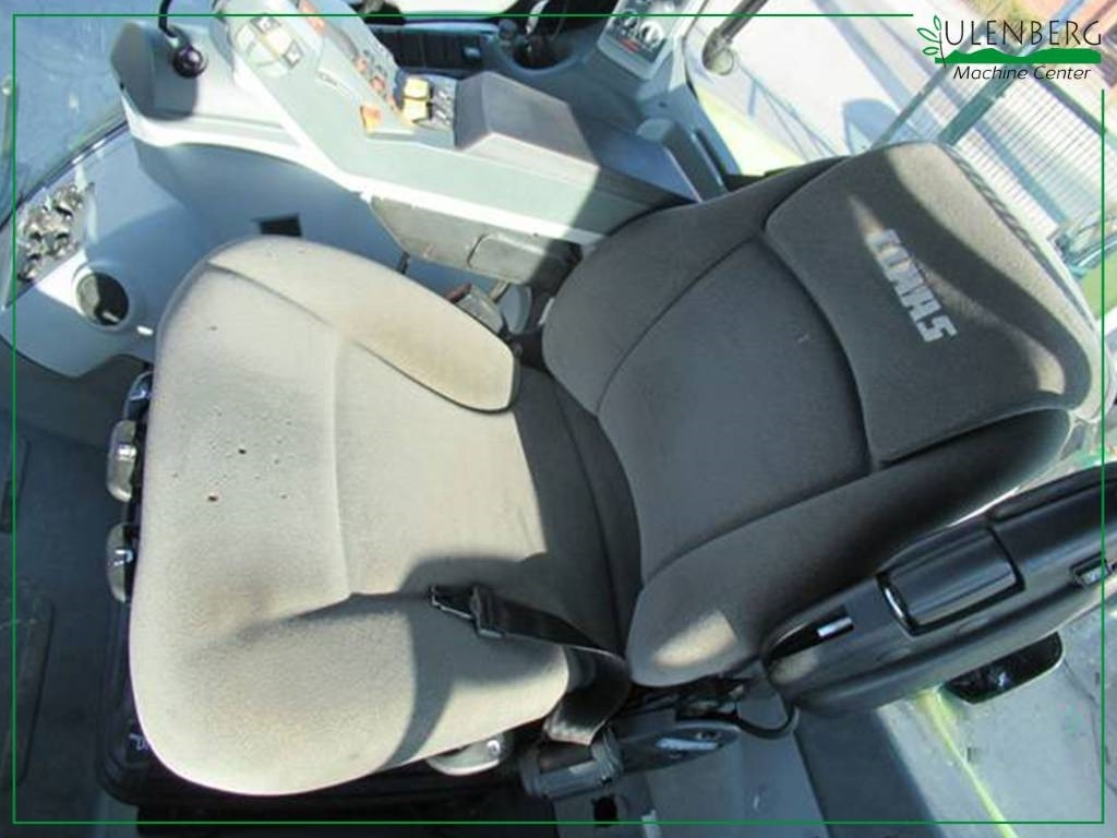 Tractor Claas Axion 810