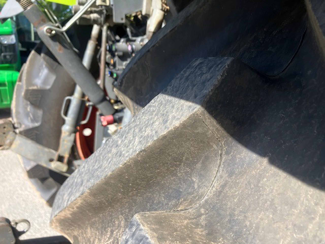 Tractor Claas Axion 810