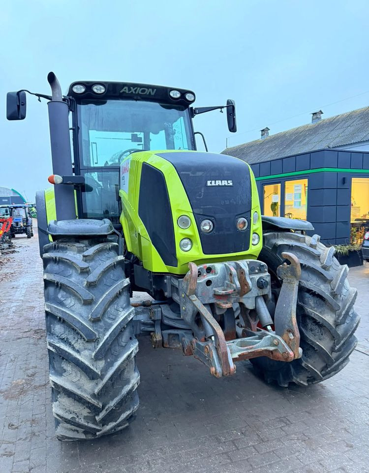 Tractor Claas Axion 810