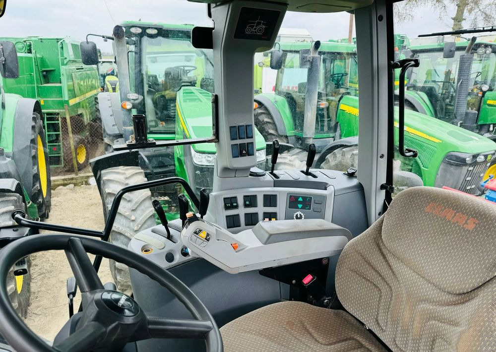 Tractor Claas Axion 810