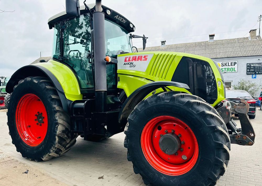 Tractor Claas Axion 810