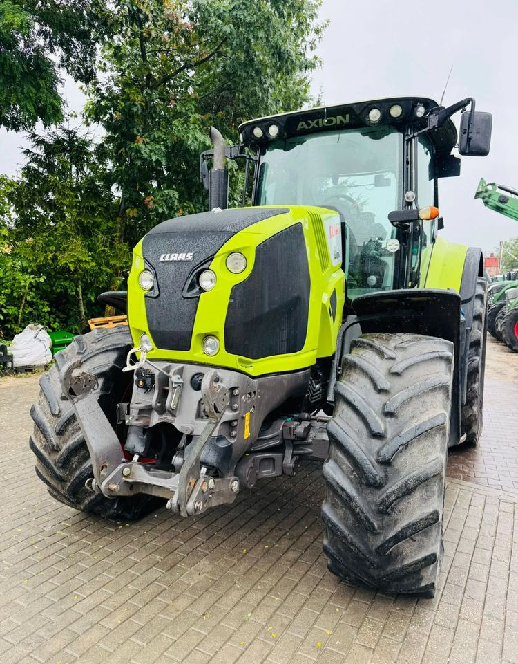 Tractor Claas Axion 810 CEBIS