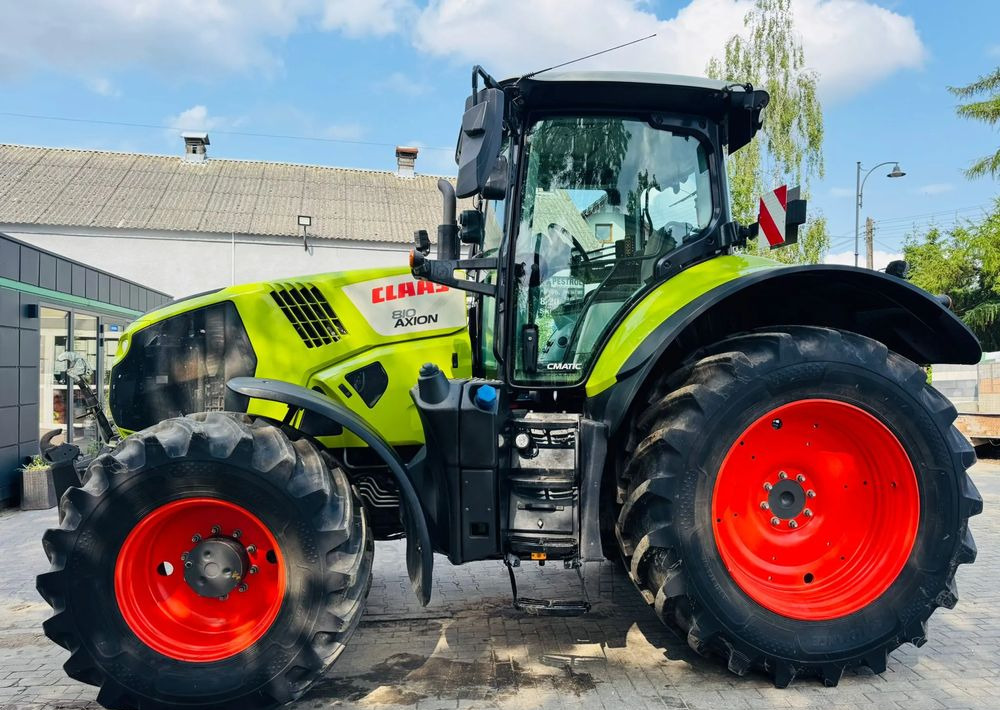 Tractor Claas Axion 810 CMATIC