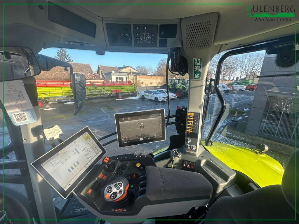 Tractor Claas Axion 810 Cmatic