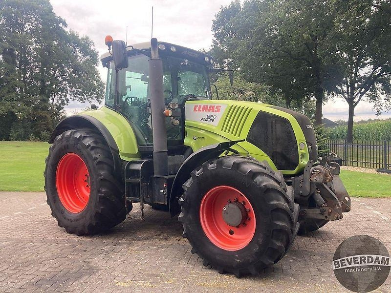 Tractor Claas Axion 820