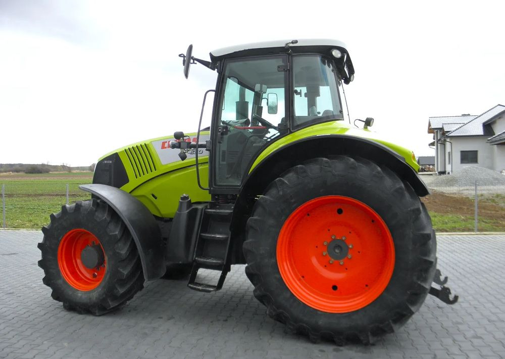 Tractor Claas Axion 820 2008 Rok, Skrzynia HEXASHIFT, Nie Malowany, Stan Bardzo Dobry