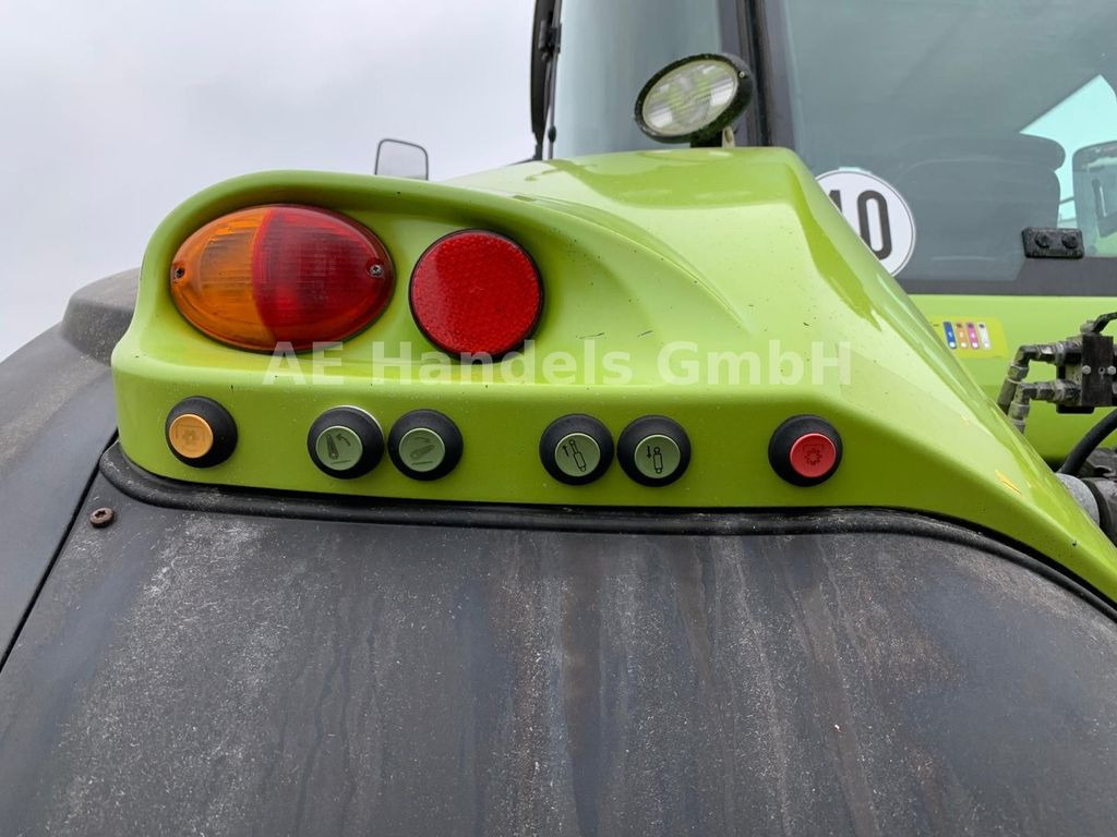 Tractor Claas Axion 820 4x4 *Straßen-Zulassung/CEBIS/AHK
