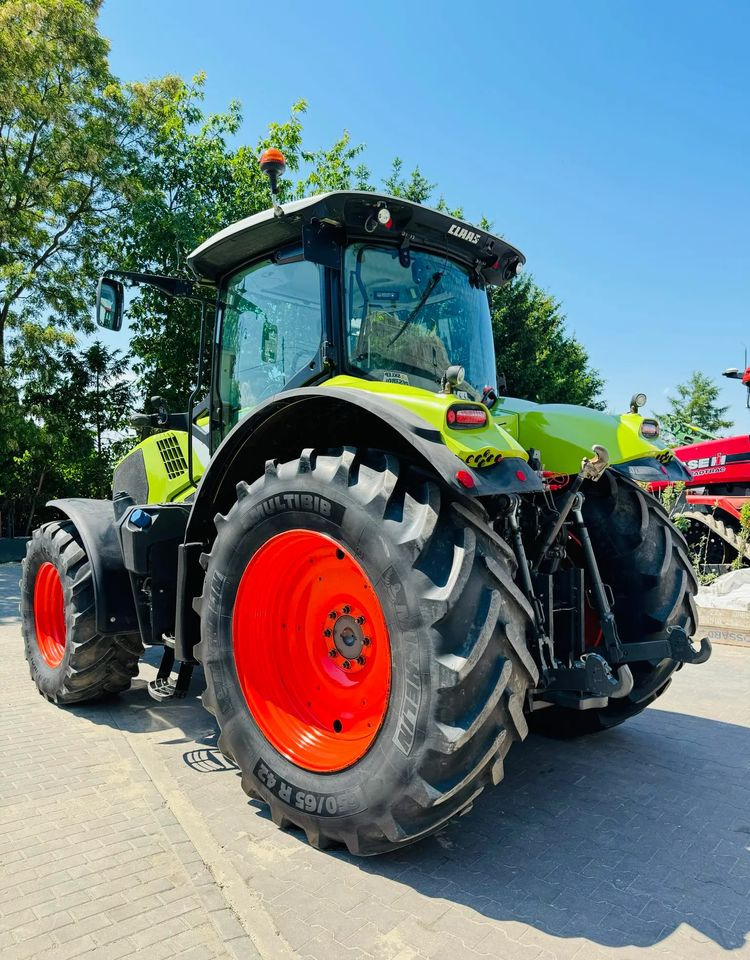 Tractor Claas Axion 830 CEBIS