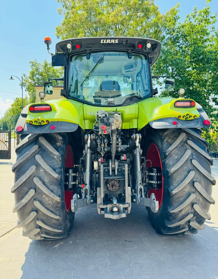 Tractor Claas Axion 830 CEBIS